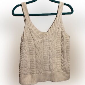 Banana Republic Off-White Knit Top. Size Small but runs more like a Medium